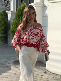 Branco com estampa vermelha
